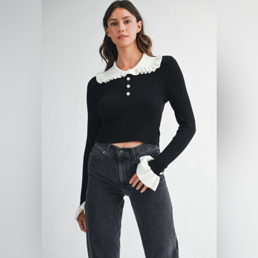 Mabel HANNAH KNIT COLLARED RIBBED
TOP - NWOT - Size M